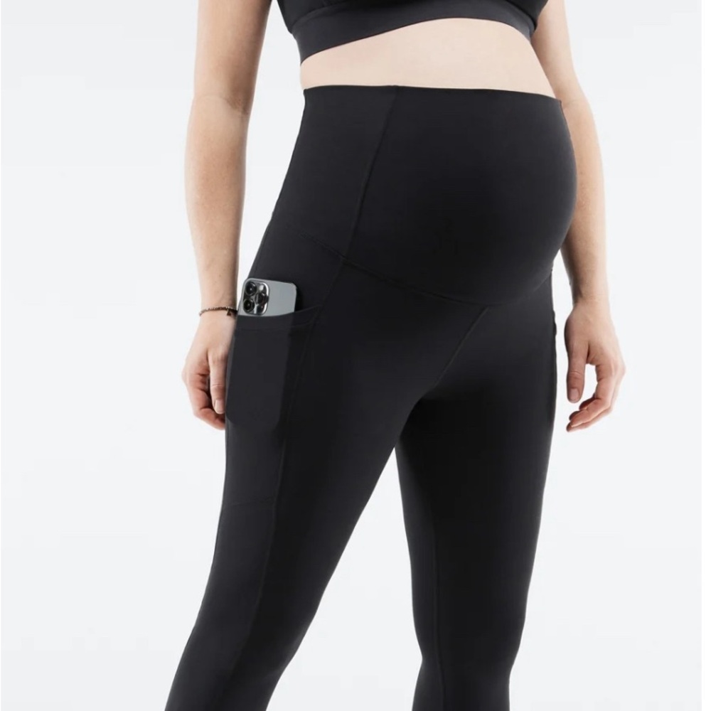 Fabletics maternity leggings size large